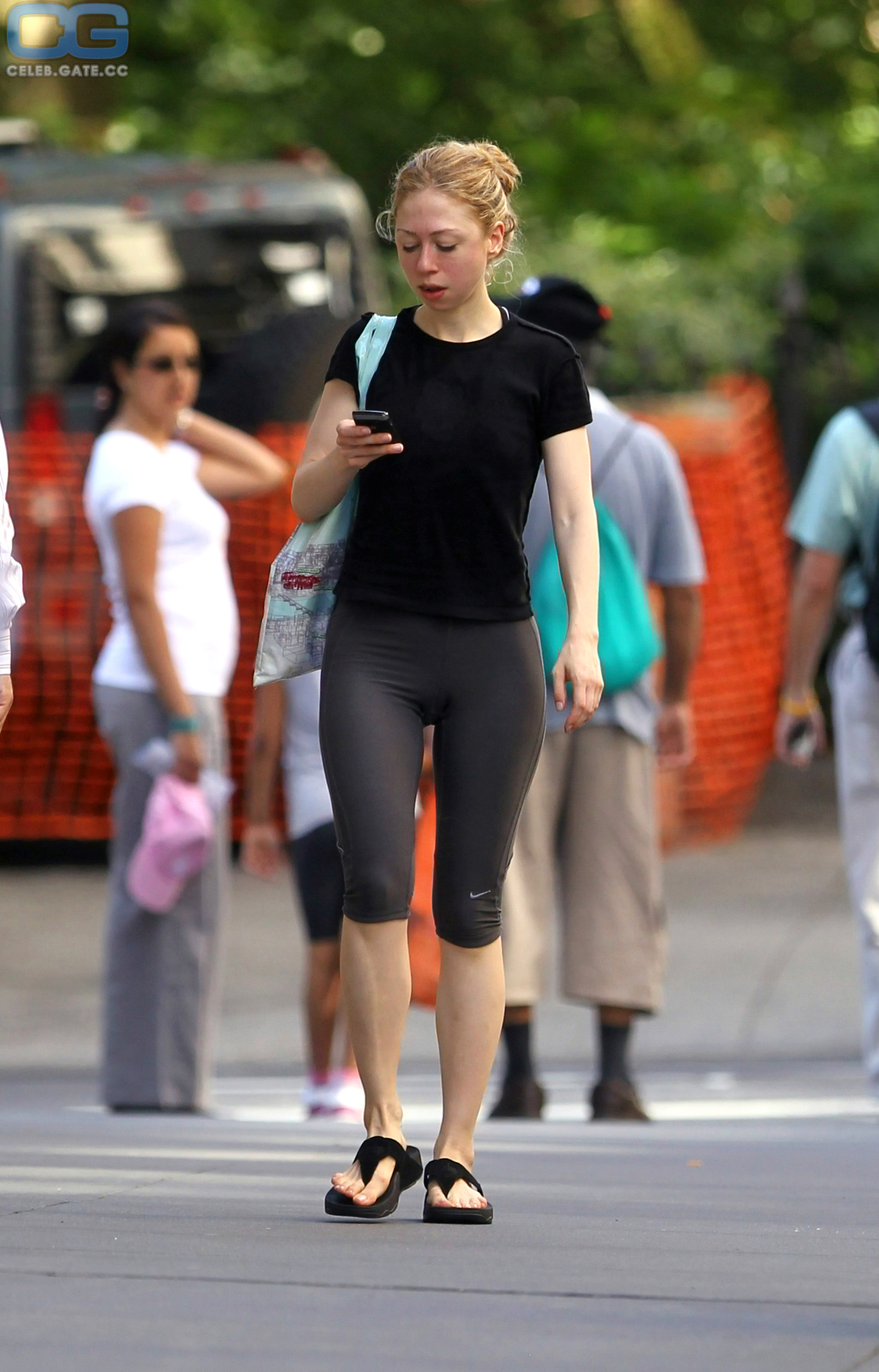 Chelsea Clinton cameltoe