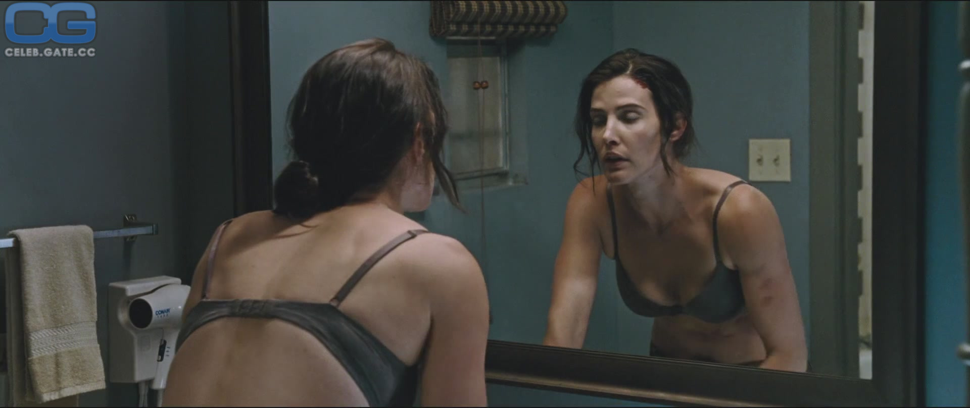 Cobie Smulders hot scene