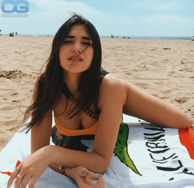 Dua Lipa body