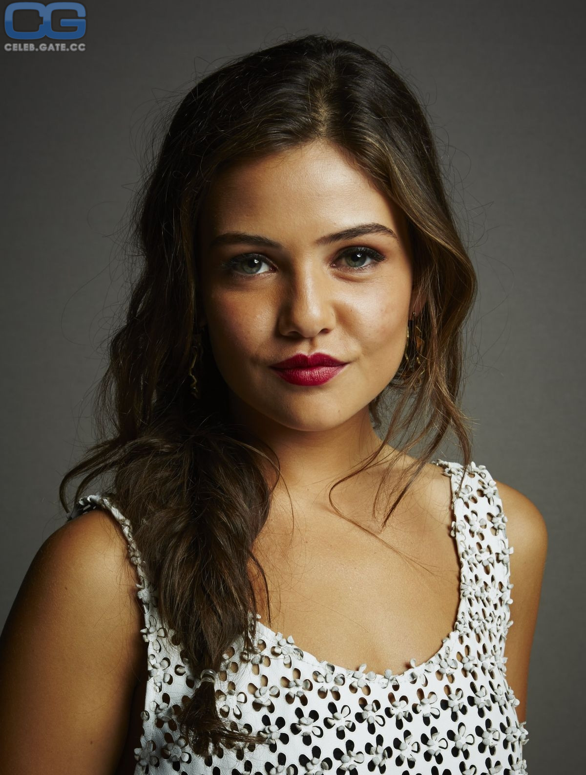 Danielle Campbell 