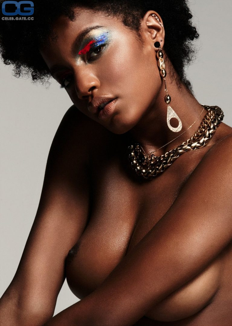 Ebonee Davis topless