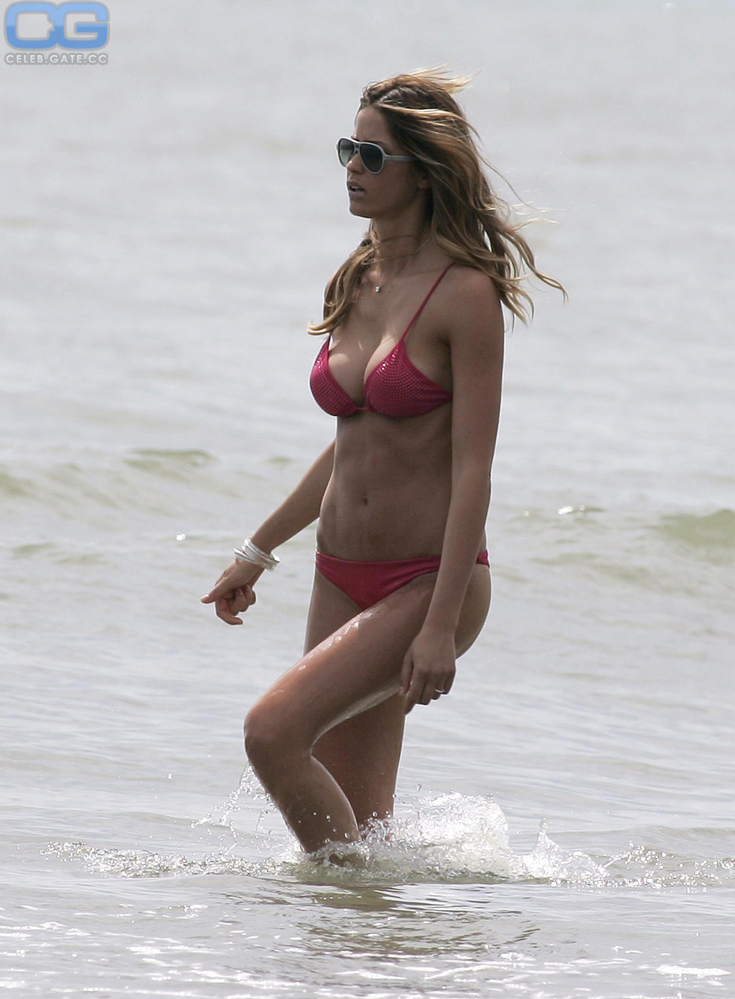 Elena Santarelli bikini