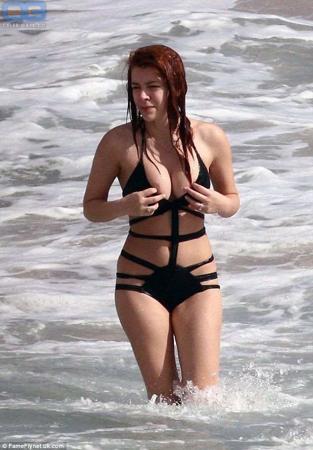 Elena Satine paparazi pics