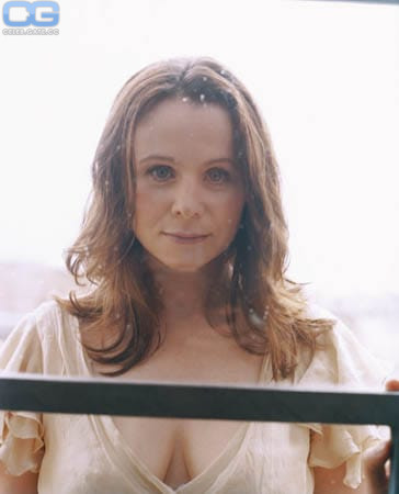 Emily Watson braless