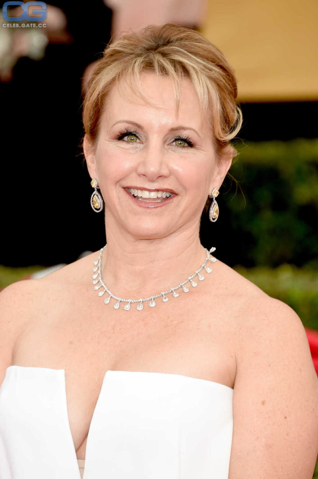 Gabrielle Carteris oops