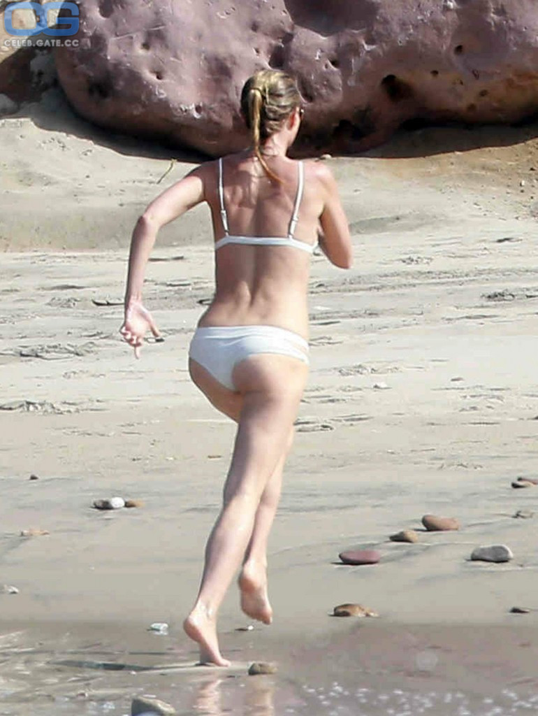 Gwyneth Paltrow paparazzi