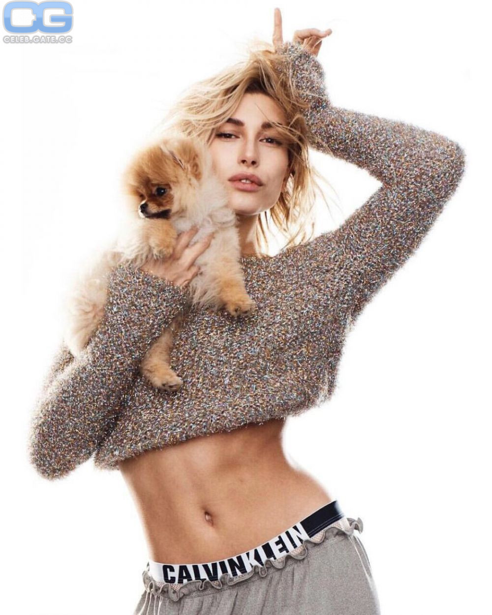 Hailey Bieber sexy