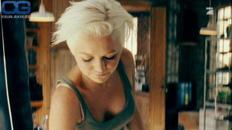 Hannah Spearritt downblouse