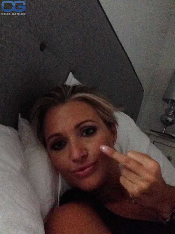 Hayley McQueen private photos