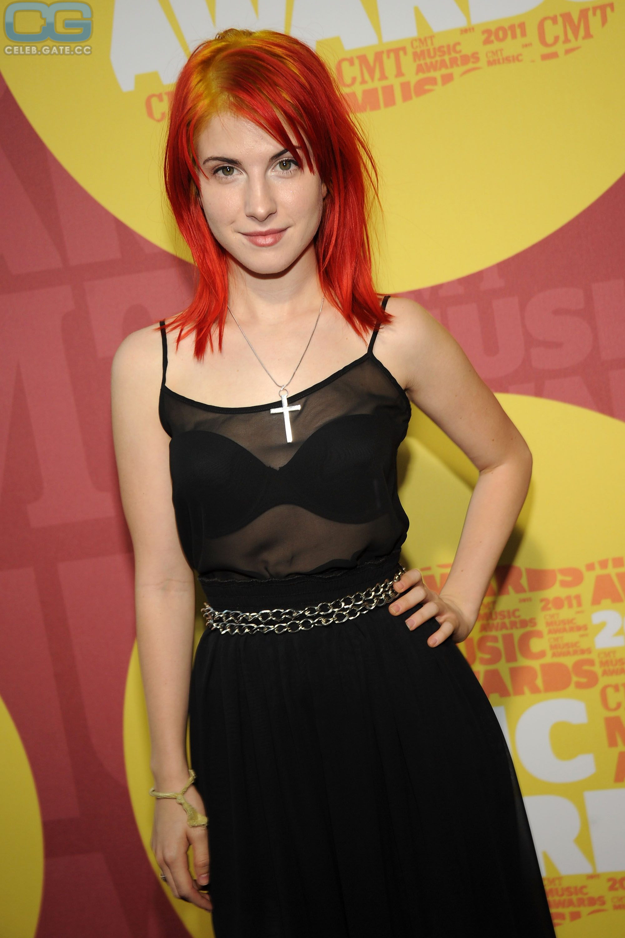 Hayley Williams hot