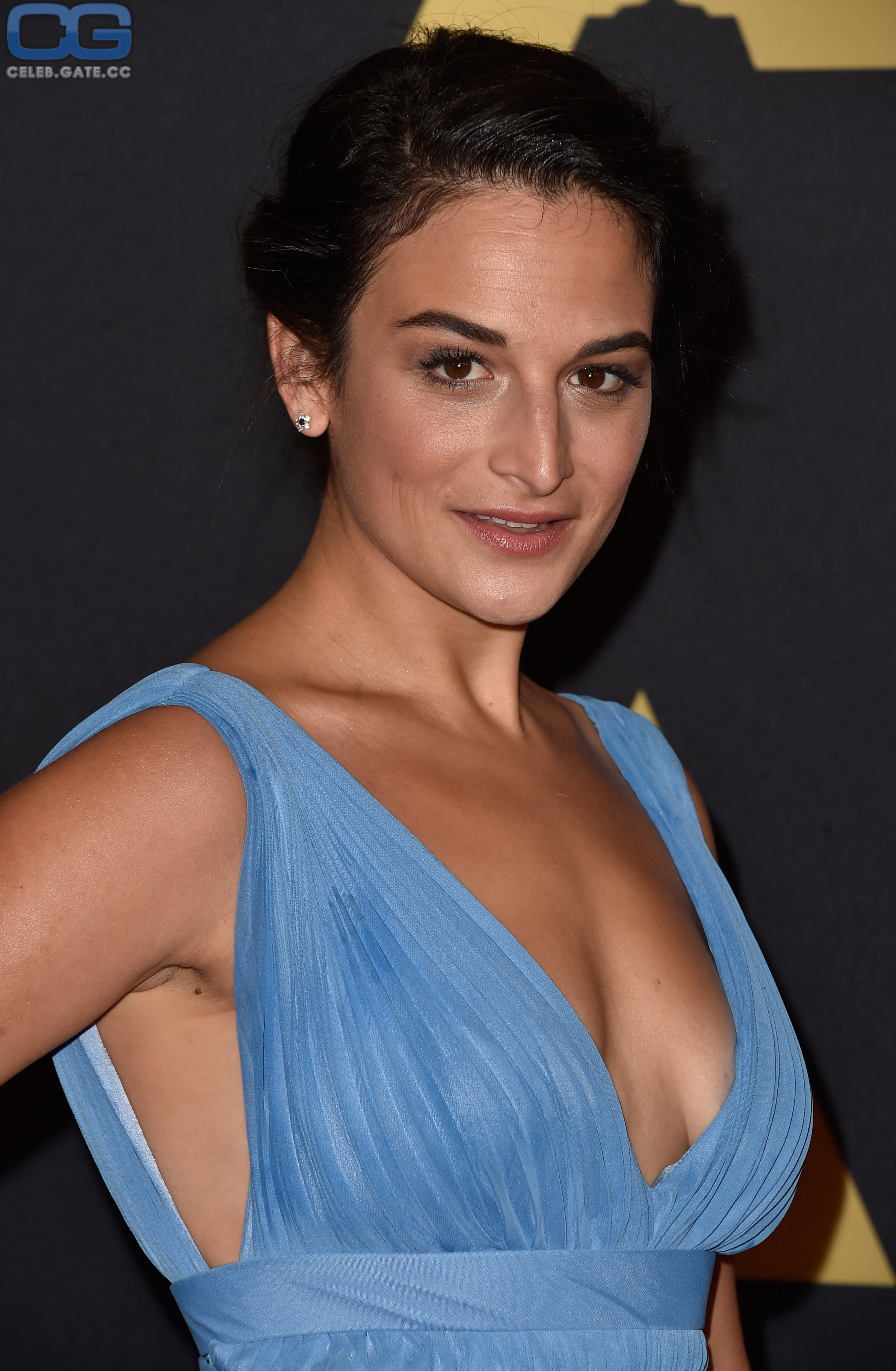 Jenny Slate cleavage