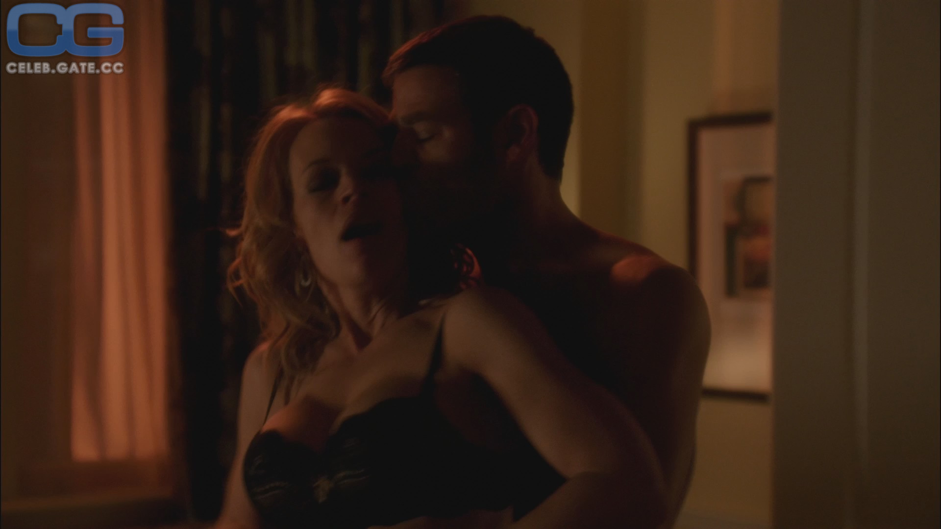 Jeri Ryan sex scene