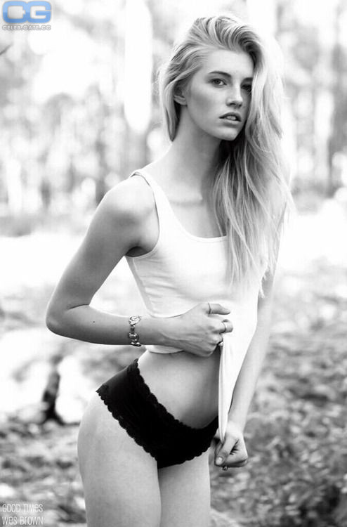 Jourdan Miller hot