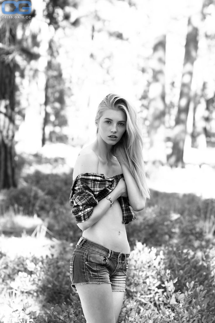 Jourdan Miller sexy