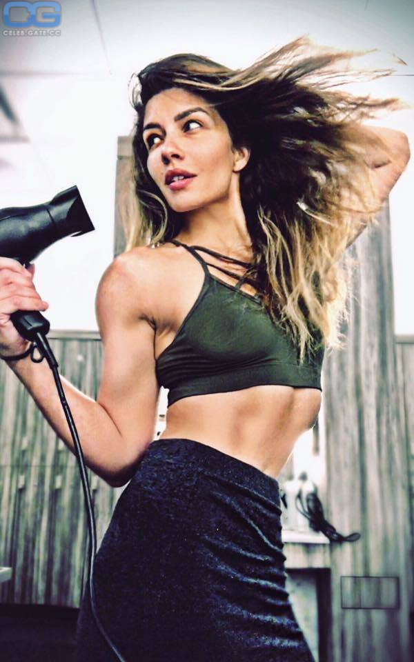 Juliana Harkavy body