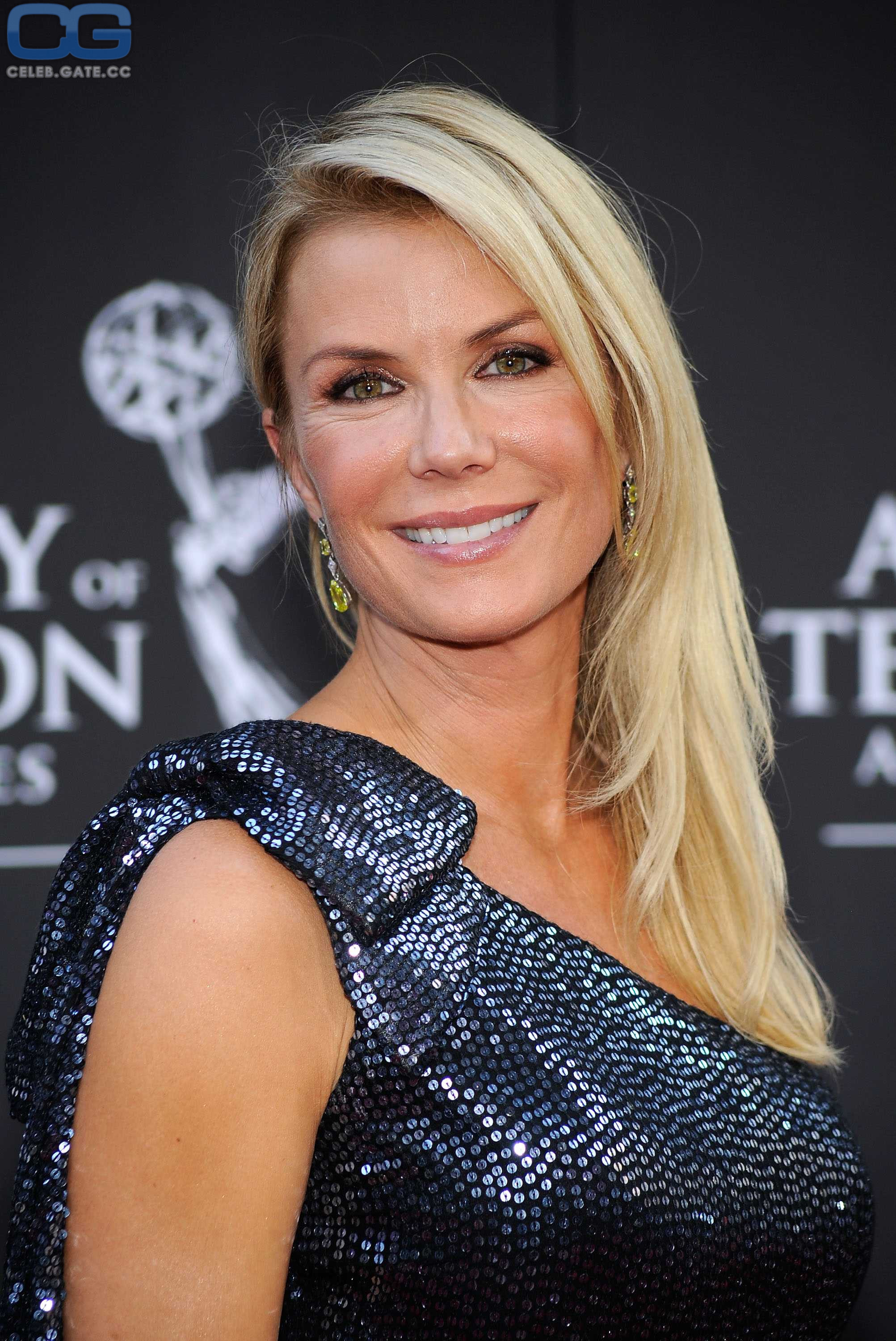 Katherine Kelly Lang sexy