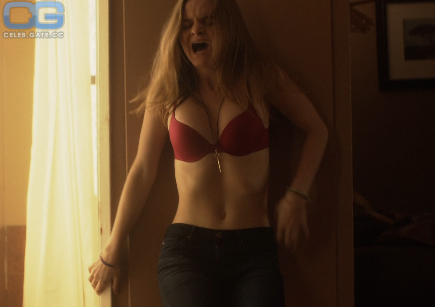 Kerris Dorsey hot scene