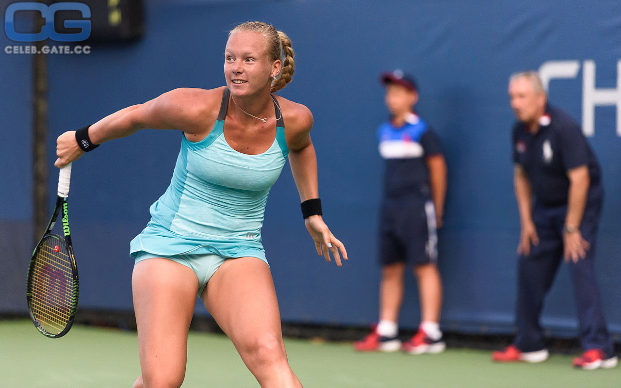 Kiki Bertens upskirt