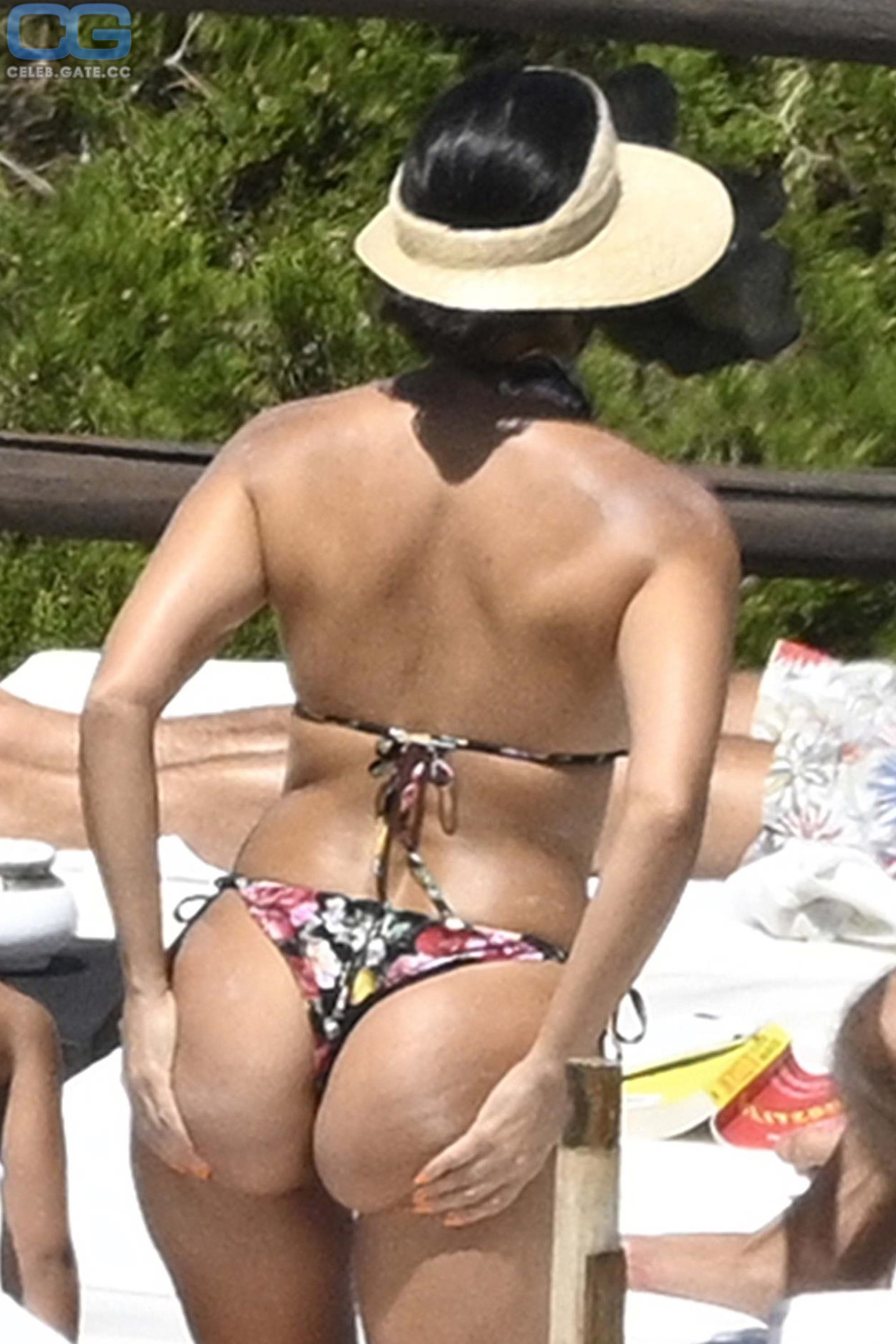 Kourtney Kardashian 