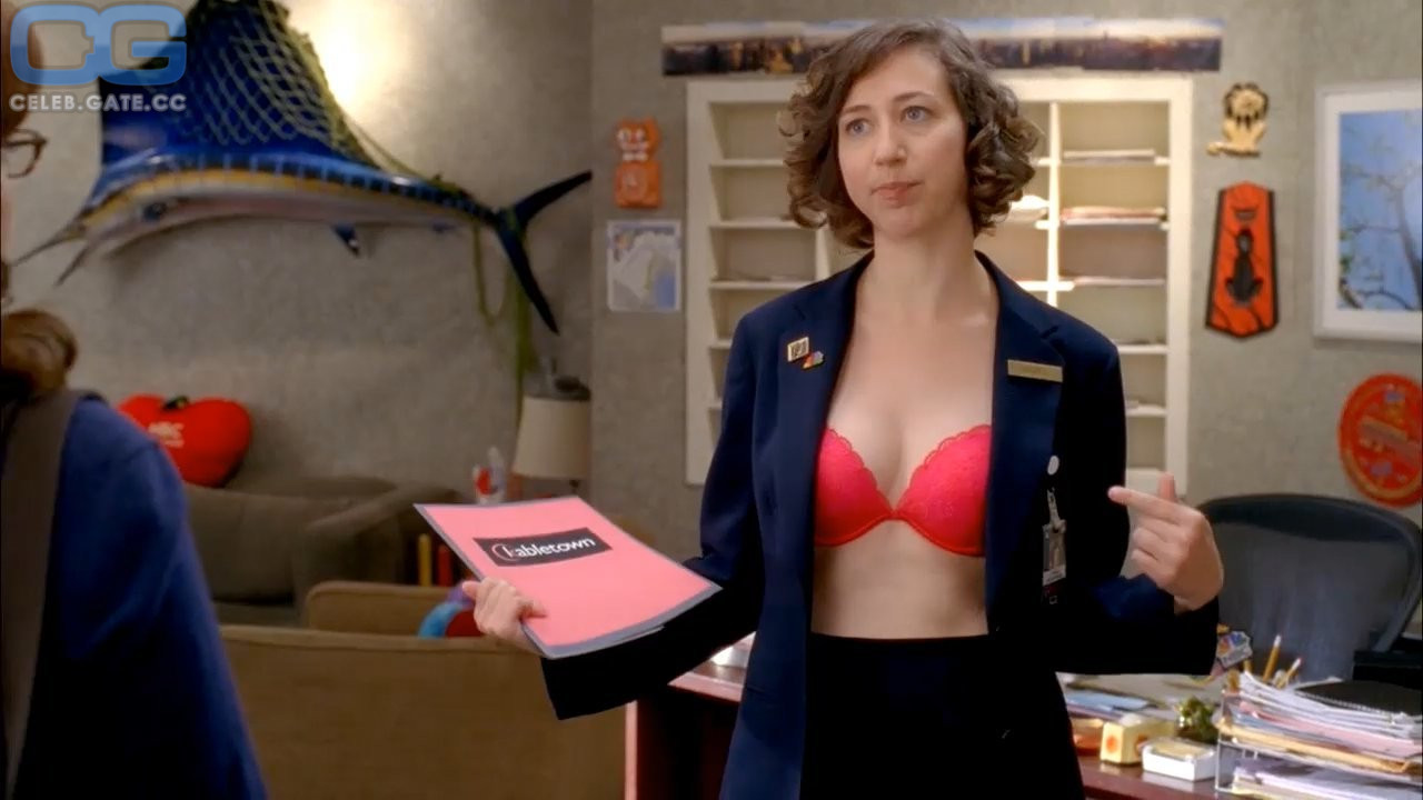 Kristen Schaal sexy