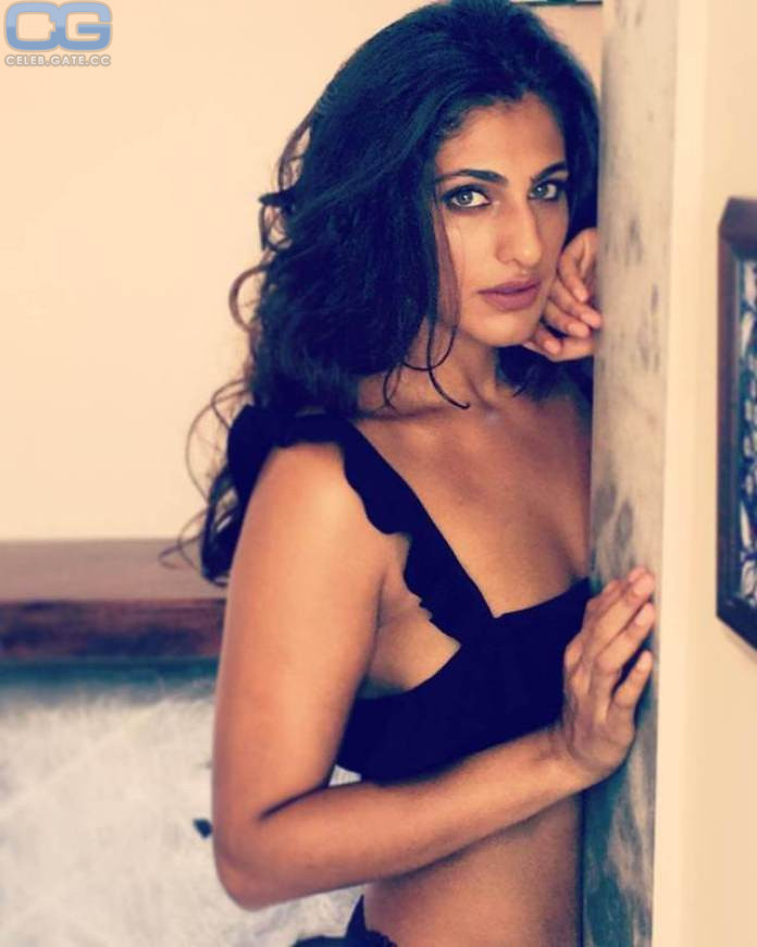 Kubbra Sait 