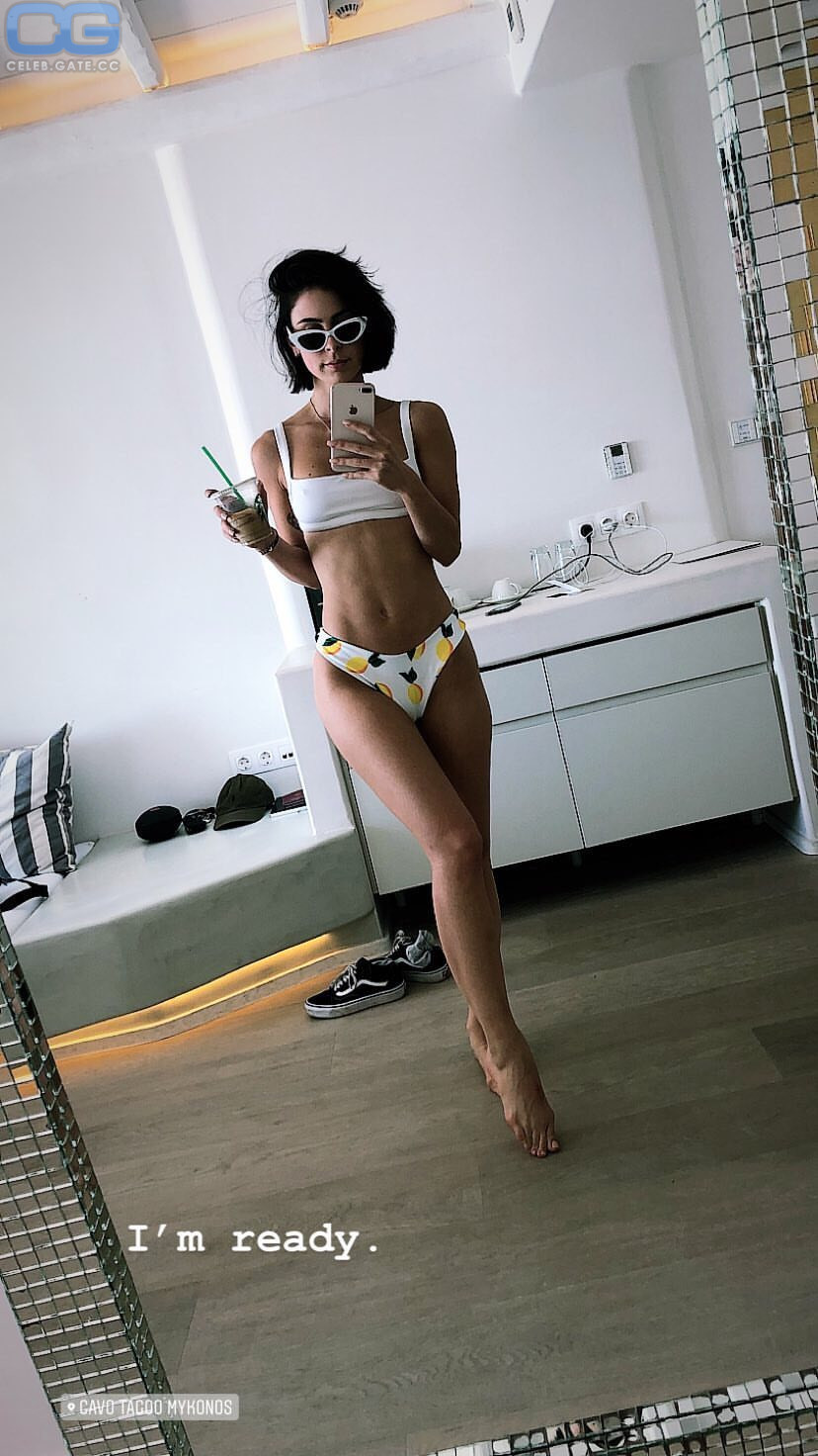 Lena Meyer-Landrut bikini