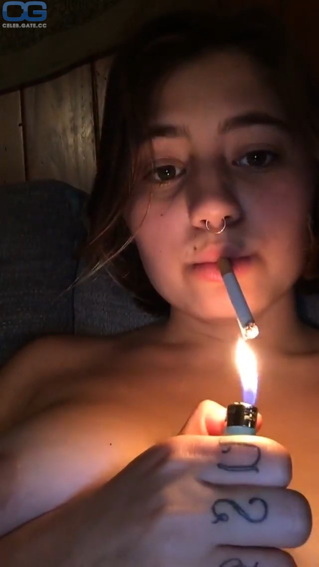 Lia Marie Johnson nude video