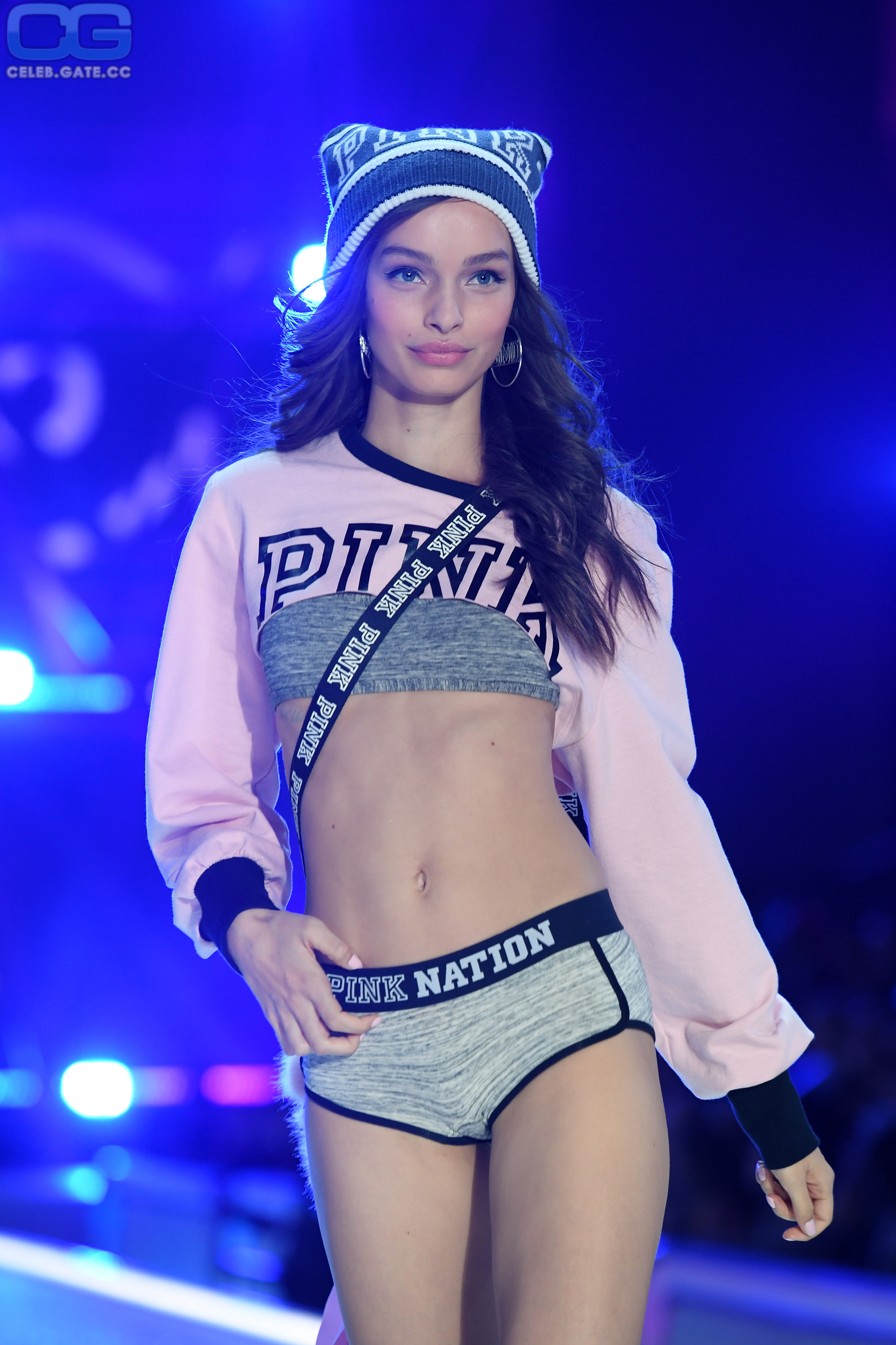 Luma Grothe sexy