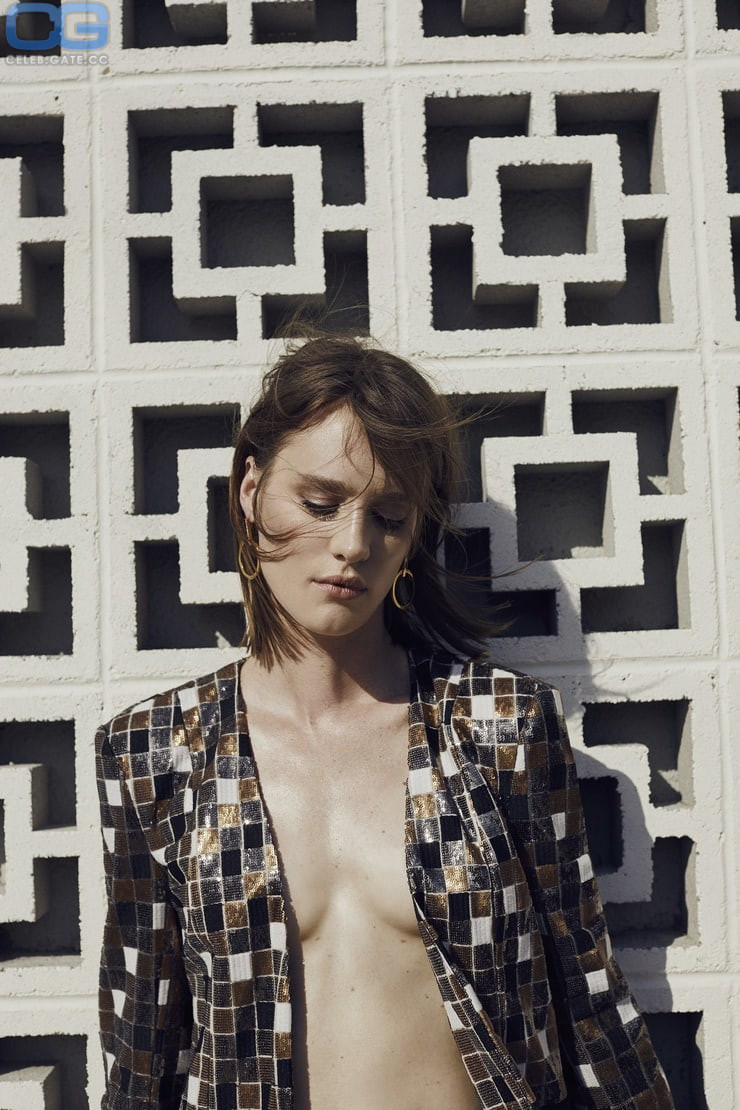 Mackenzie Davis 