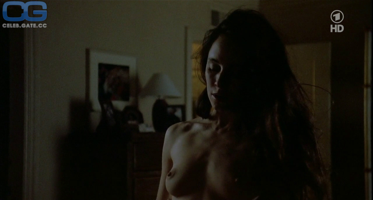 Madeleine Stowe nude