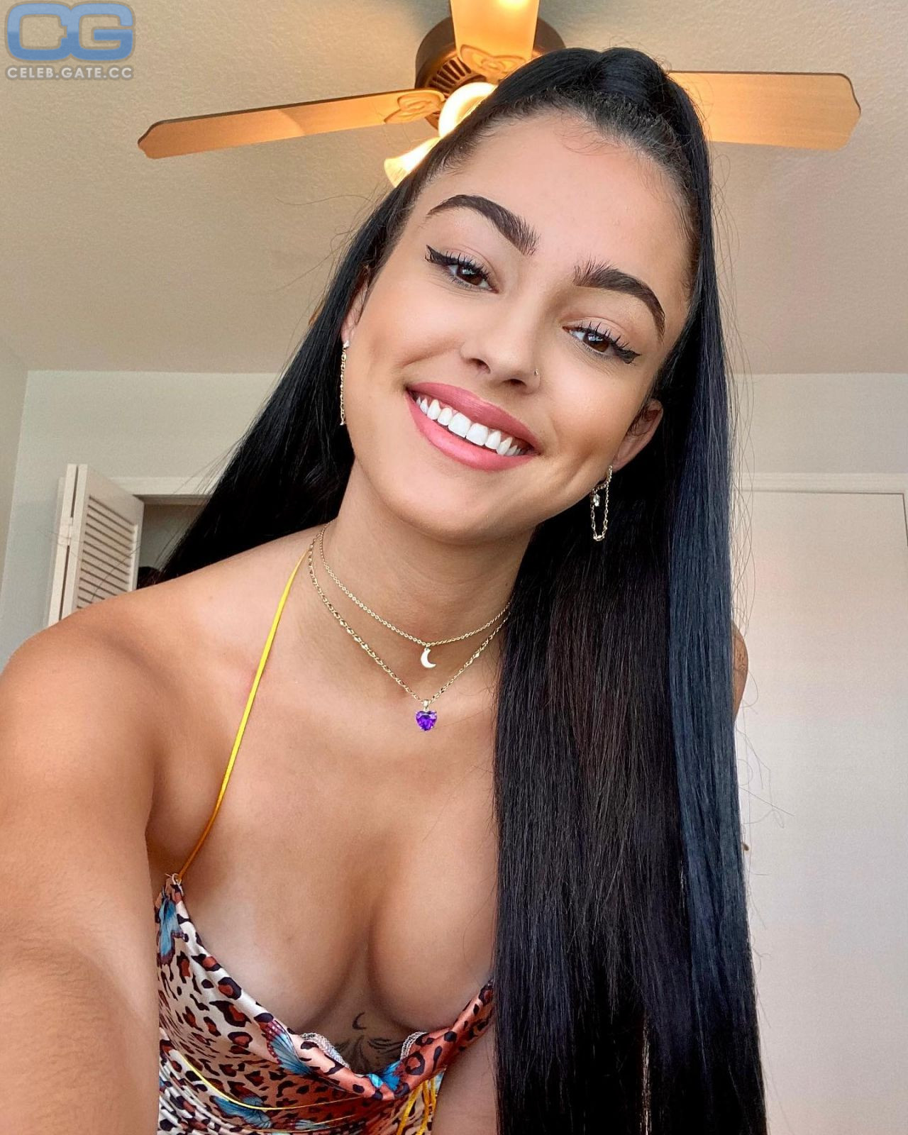 Malu Trevejo 