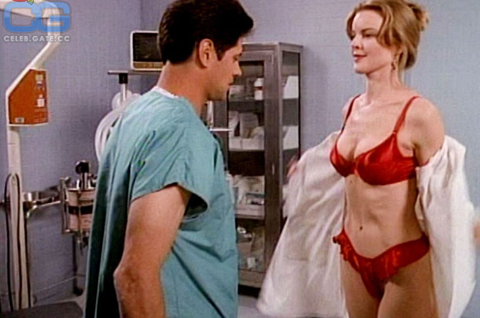 Marcia Cross sexy scene