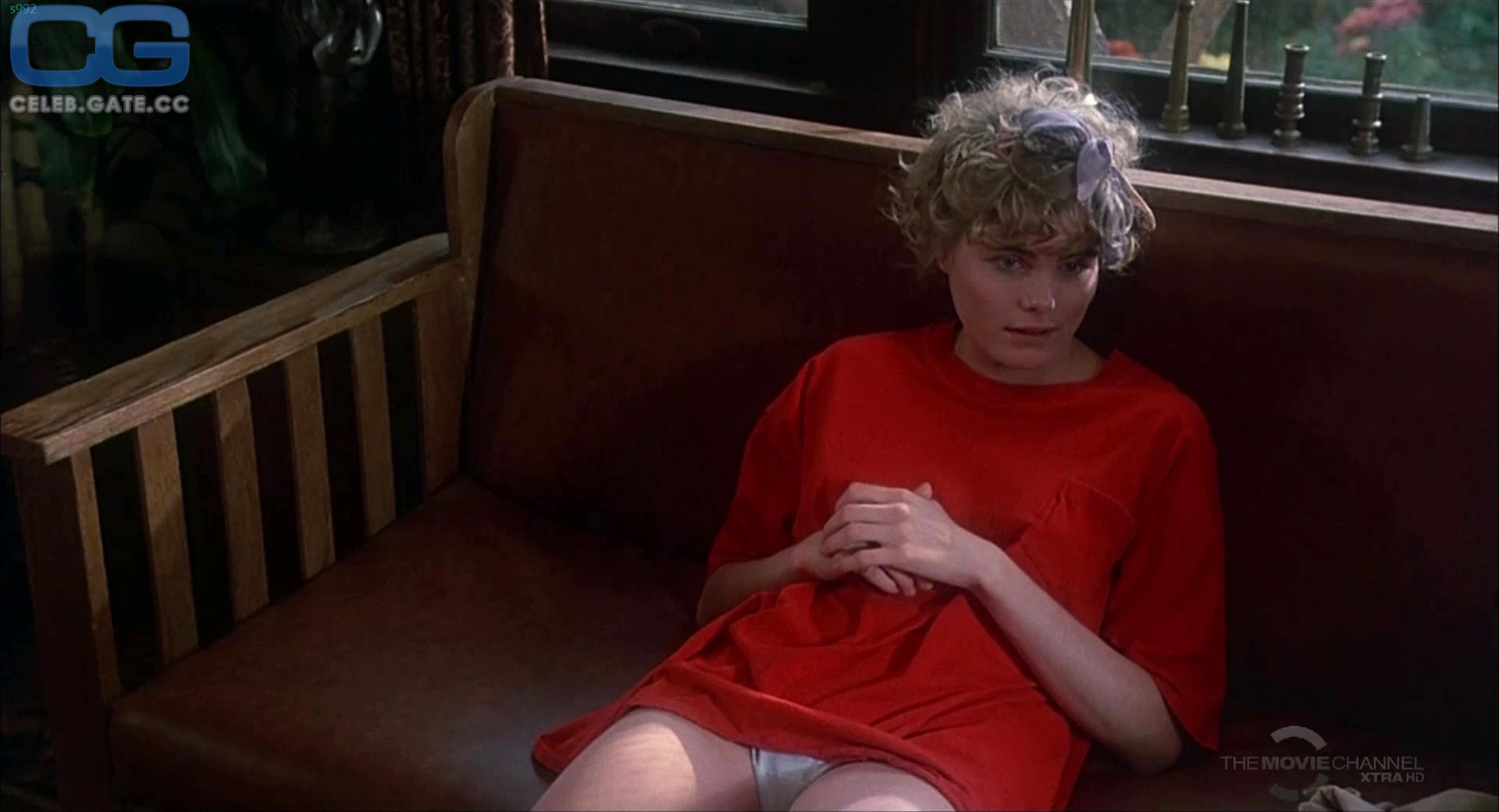 Mariel Hemingway upskirt