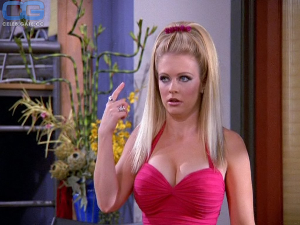 Melissa Joan Hart cleavage