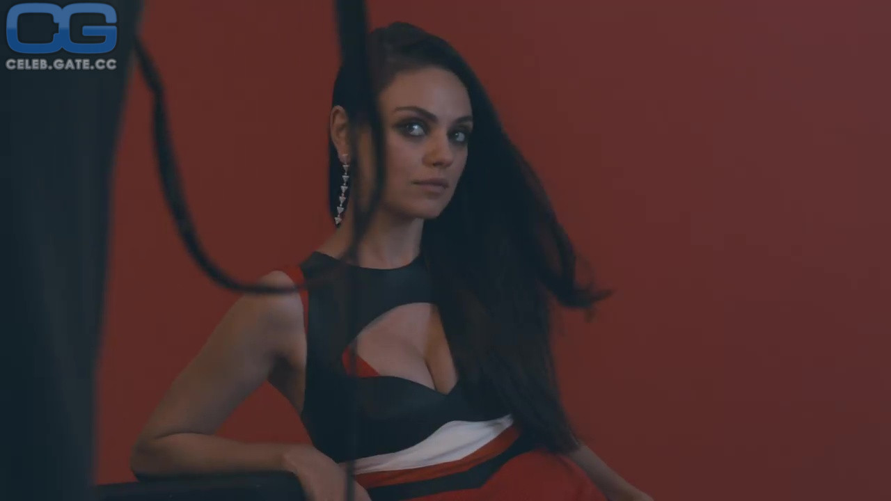 Mila Kunis 