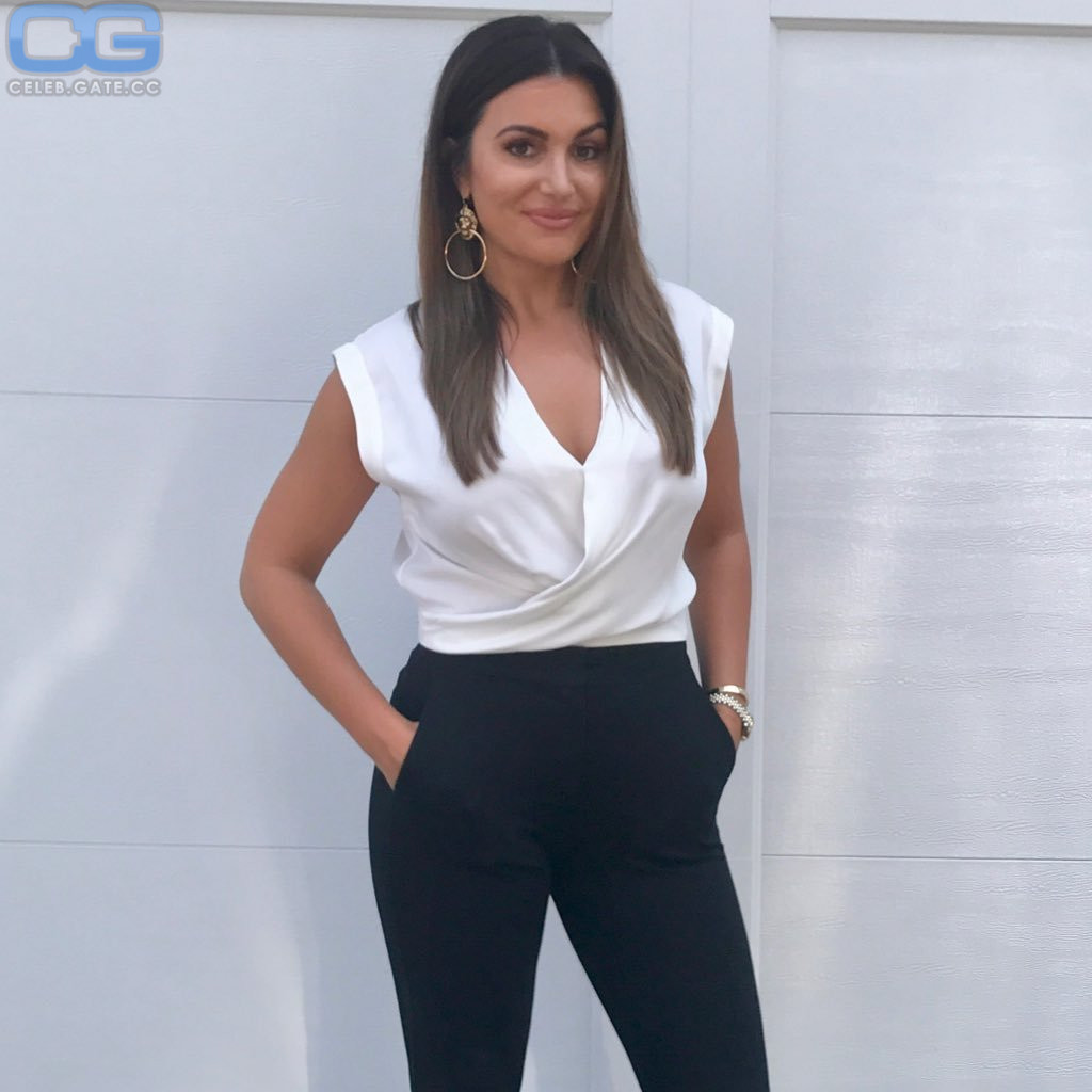 Molly Qerim see through