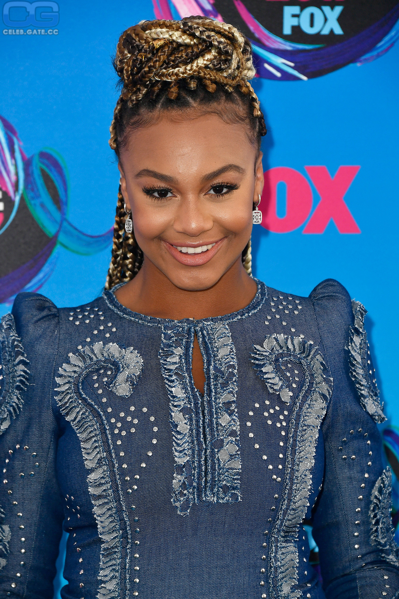 Nia Sioux photo