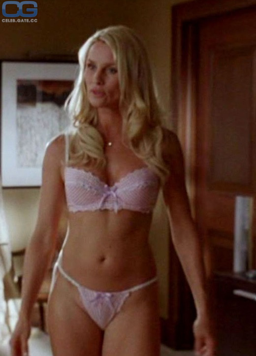 Nicollette Sheridan 