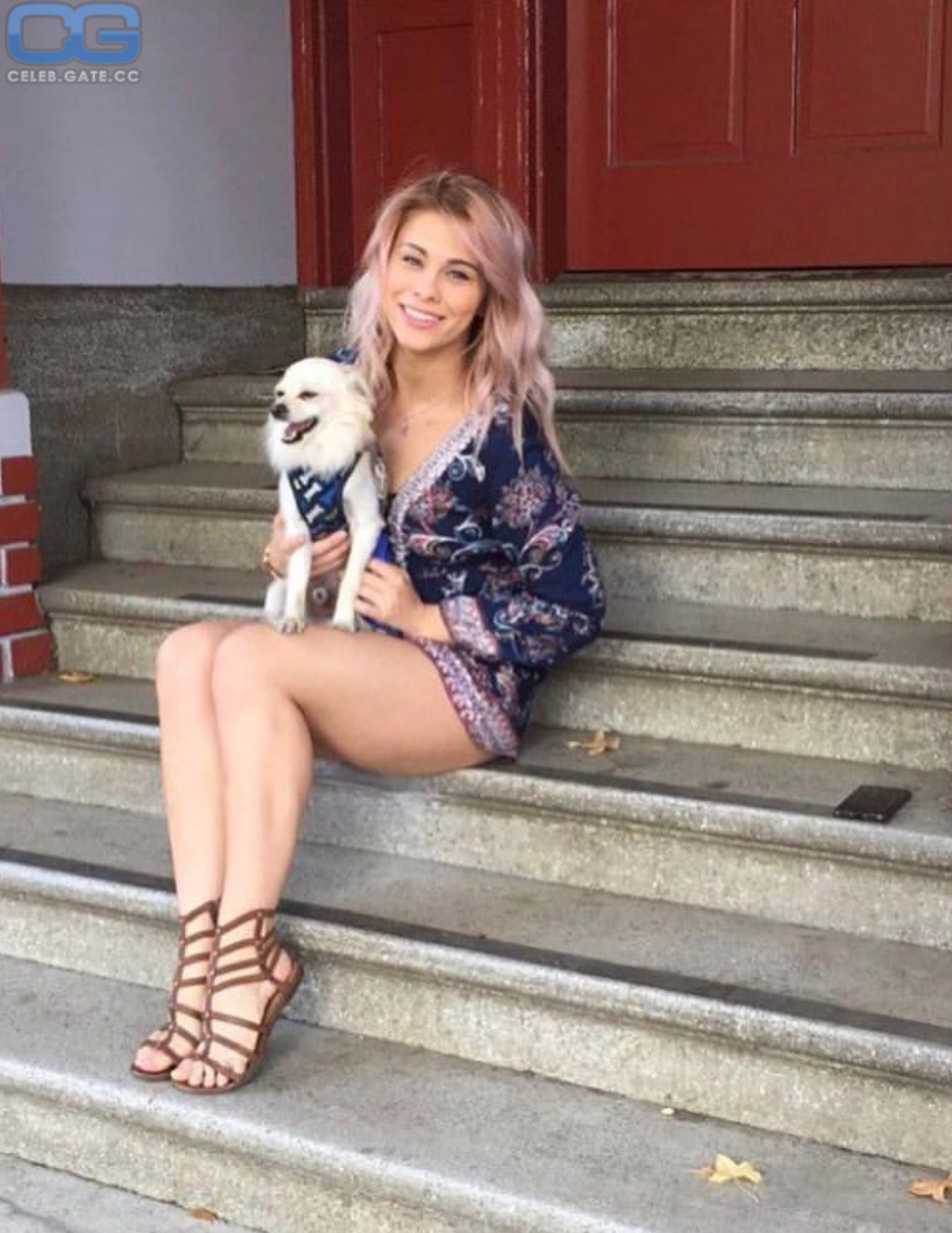 Paige VanZant feet