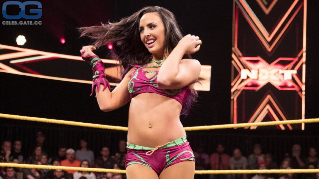 Peyton Royce 