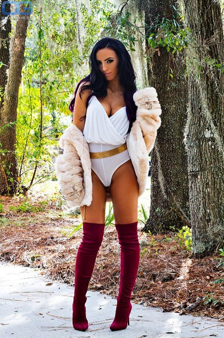 Peyton Royce 