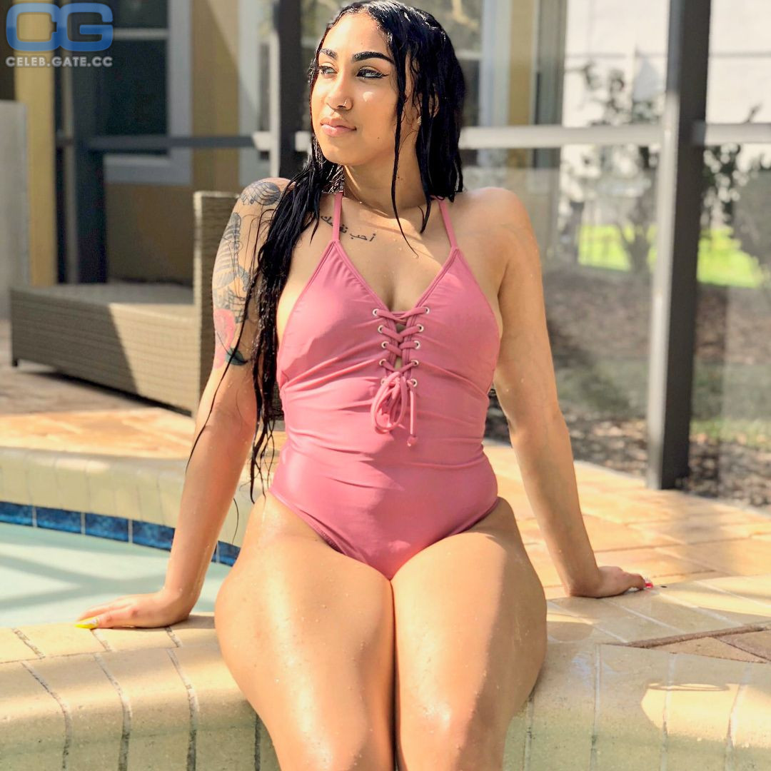 Queen Naija Bulls 