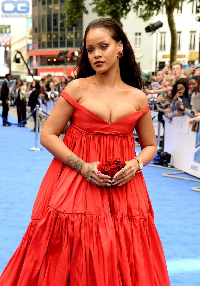 Rihanna cleavage