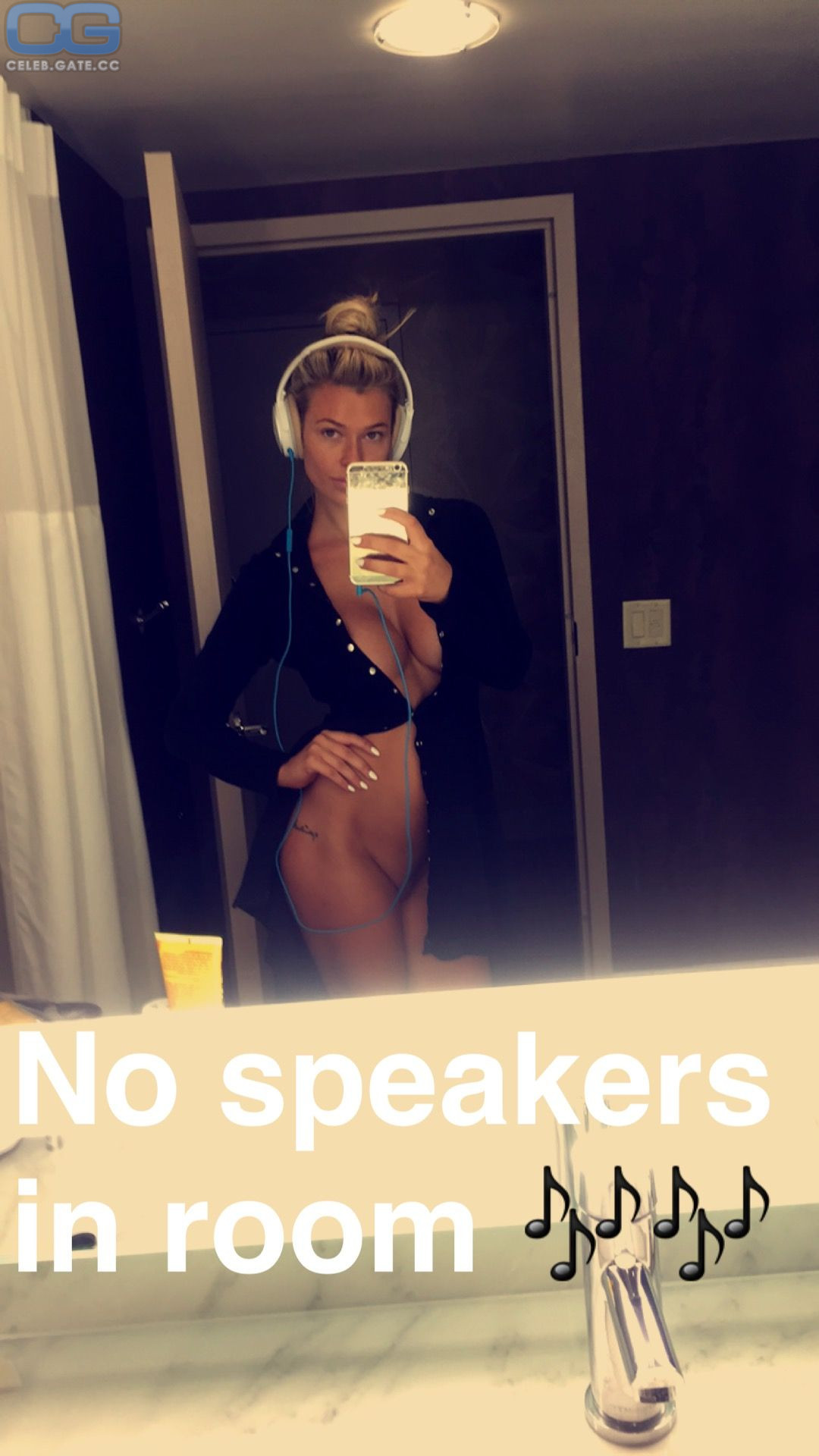 Samantha Hoopes nude photos