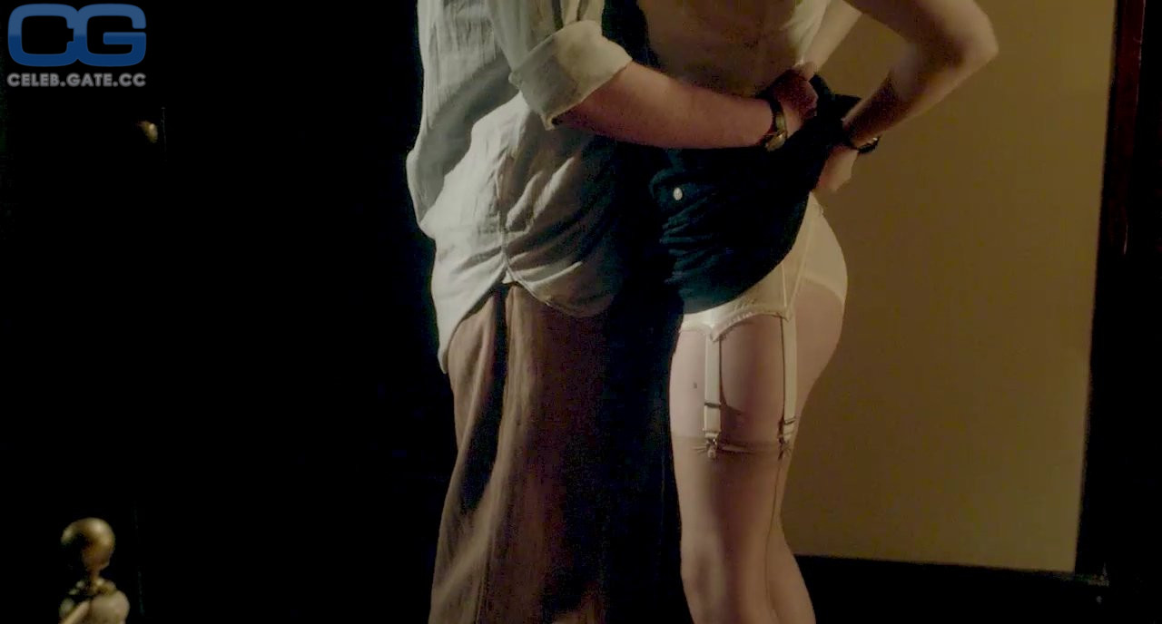 Saoirse Ronan hot scene