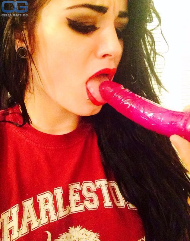 Saraya-Jade Bevis leaked pics