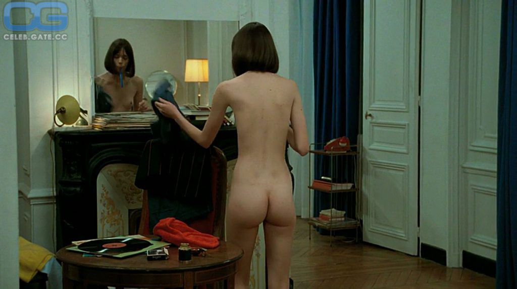 Stacy Martin naked scene