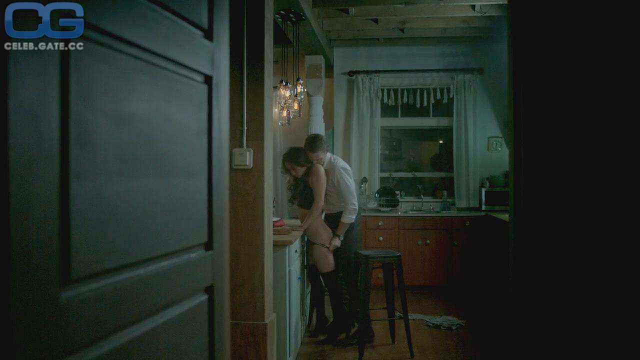 Stella Maeve nude scene