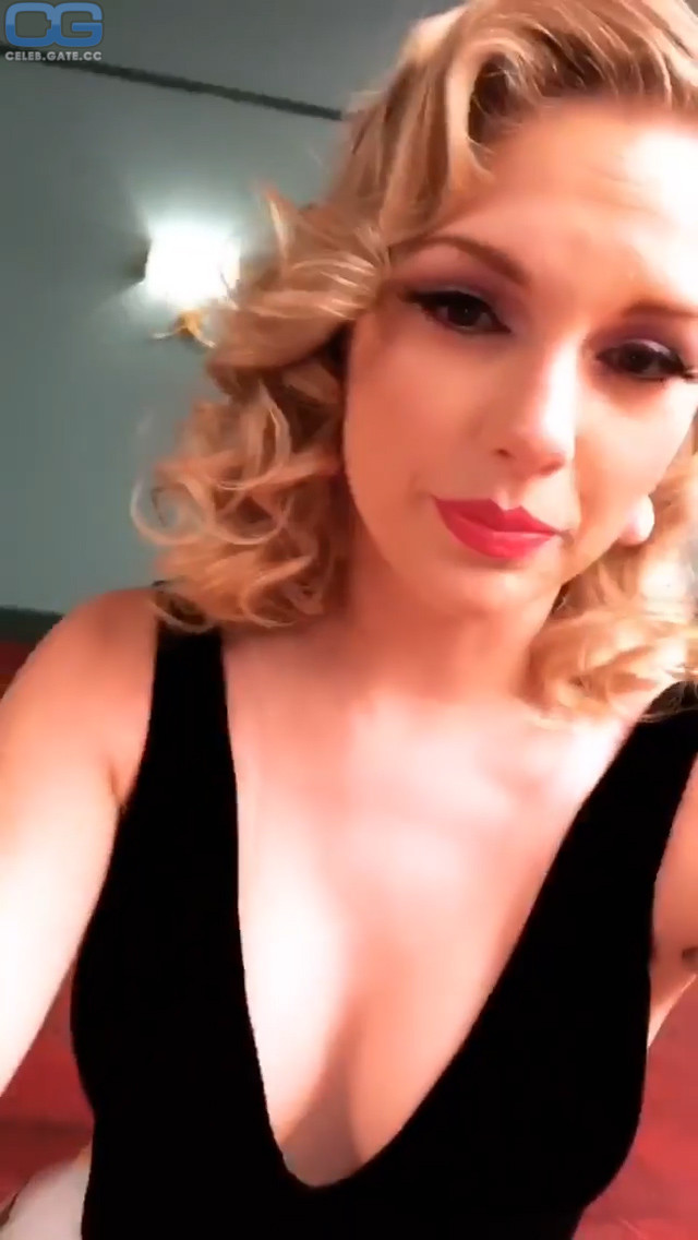 Taylor Swift private video