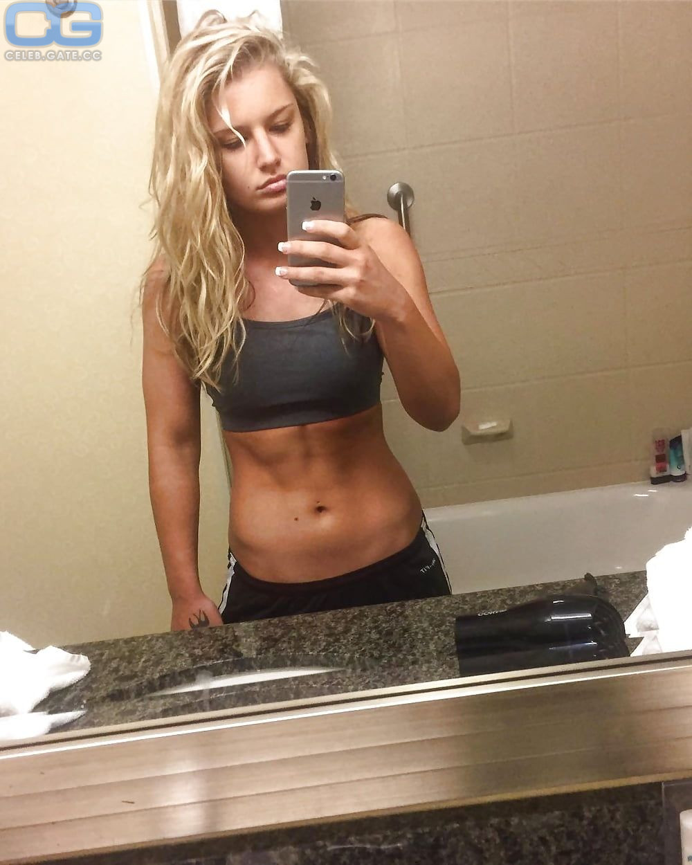 Toni Storm the fappening